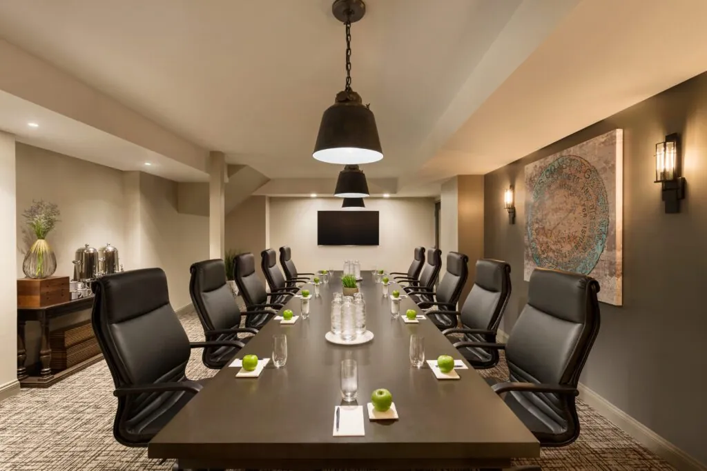 SLKSN_Meeting_Room_Holt's_Hold_Boardroom